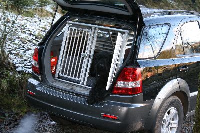 Frauchen wollte erst nicht aber ich f&uuml;hl mich da sau wohl und ganz entspannt !