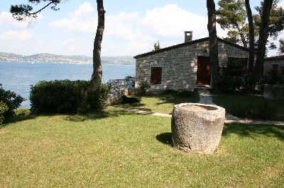 unsere bescheidene Unterkunft 